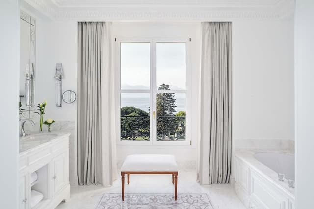 Junior Suite (Beau Rivage)