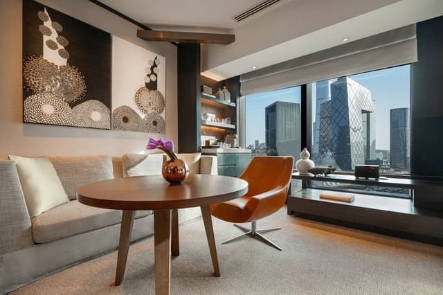 CBD View Two-bedroom City Mansion