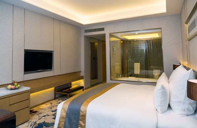Executive Room, 1 King Bed