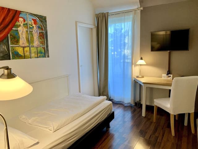 Economy Single Room