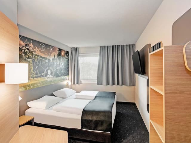 Double Room (French bed)