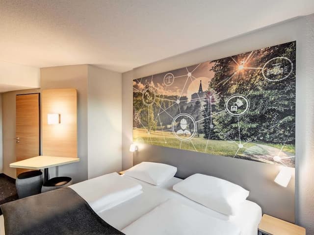 Double Room (French bed)