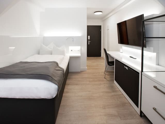 DORMERO Single Room