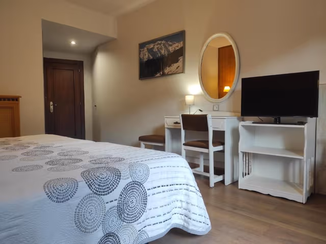 Standard Single Room with Balcony