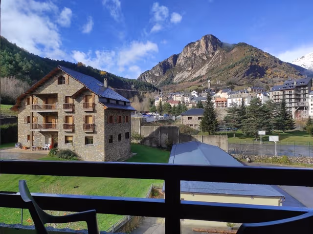 Standard Single Room with Balcony