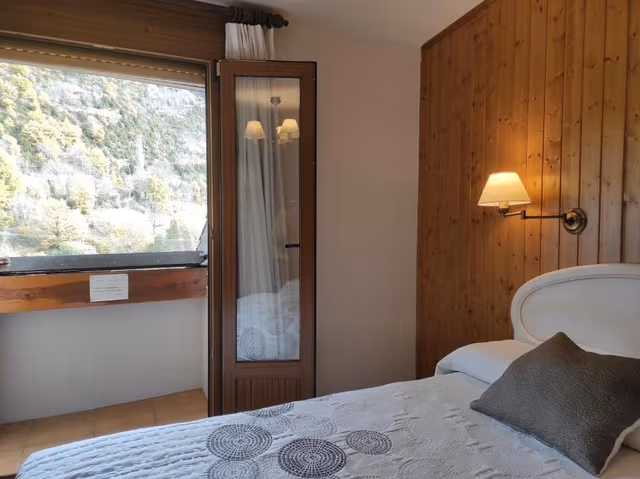 Economy Single Room