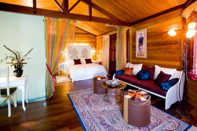 Bungalow (3 Adults)