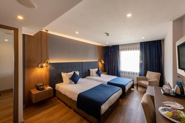 Standard Twin Room
