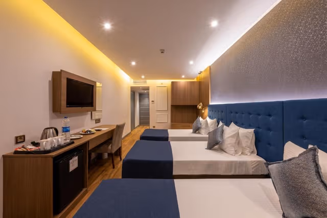 Triple Room