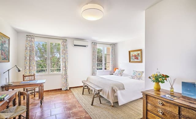 Classic Junior Suite, Garden view