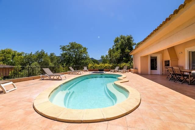 Privilege Villa for 8 persons