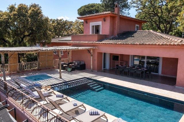 Premium Villa