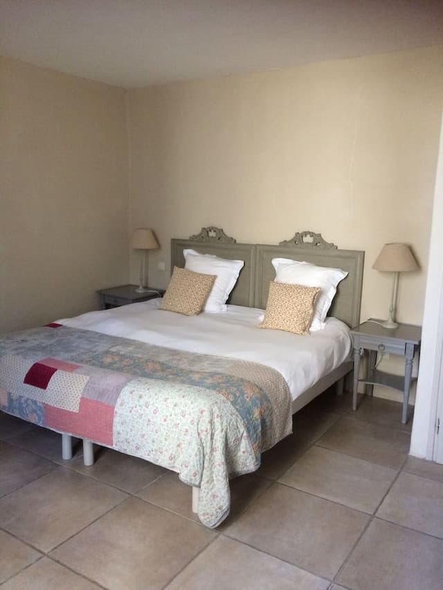 City Suite (Village View)