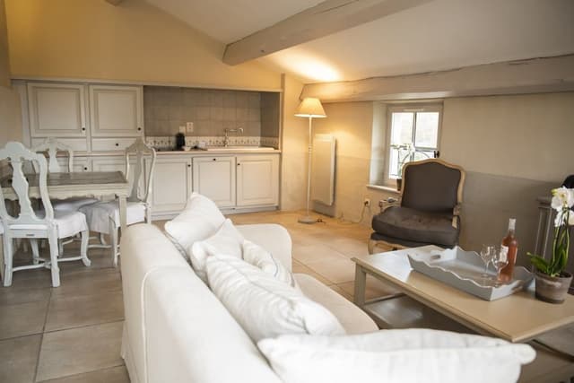 Suite, Terrace, Mountain View