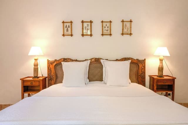 Signature Suite