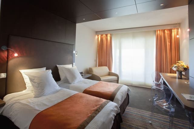 Standard Twin Room