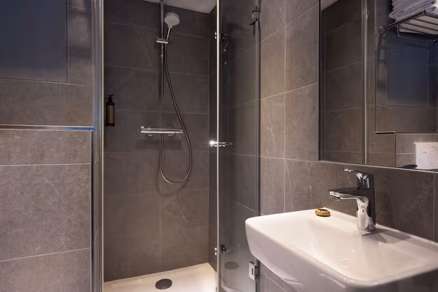 Privilege Room