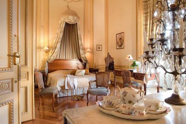 Double Room (Prestige)