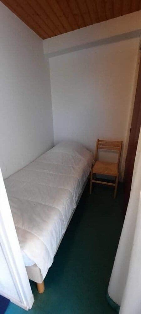 Room (3 pers)