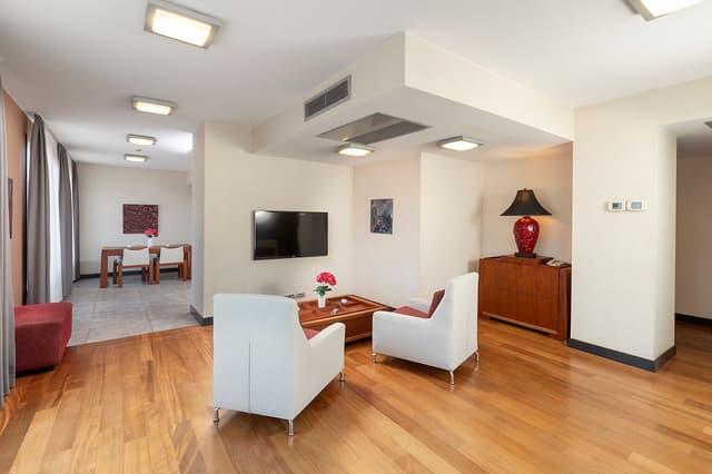 Penthouse Suite