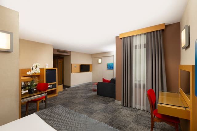Deluxe Family Room (Quadruple)