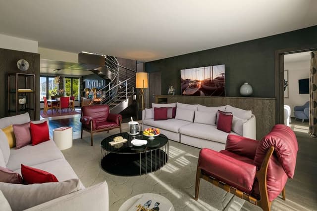 Presidential Suite