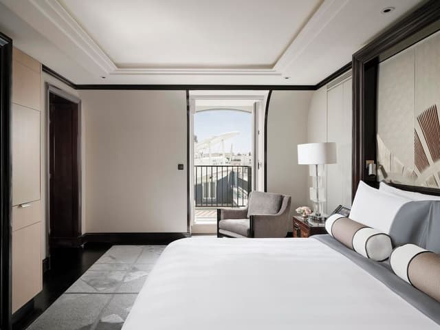Rooftop Eiffel Tower Suite