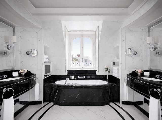Rooftop Garden Suite