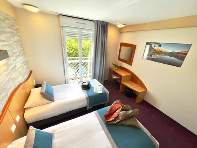 Comfort Twin Room