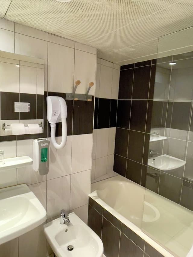 Comfort Twin Room