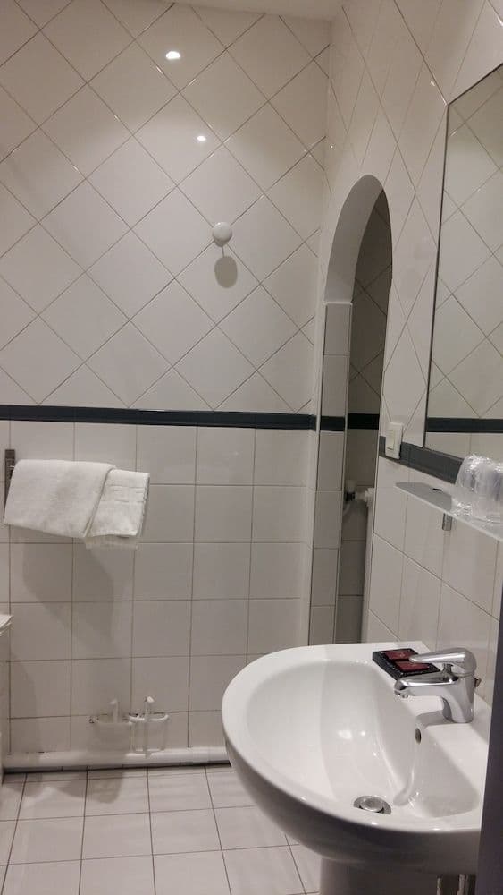 Superior Double Room (with Bath)
