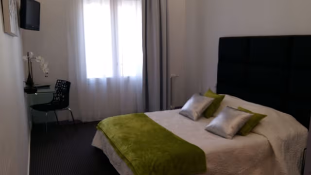 Superior Double Room (with Shower)