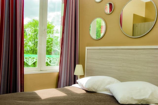 Apartment 1 bedroom, 1 double bed or twin beds and 1 sofa bed