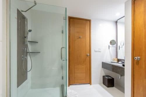 1 bedroom Suite