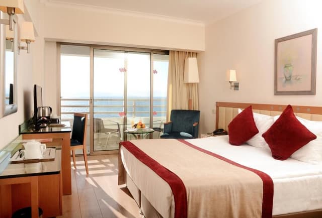 Triple Room with Sea View