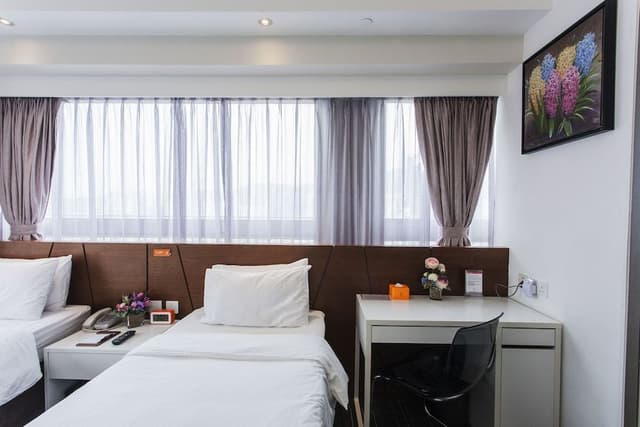 Supreme Twin Room