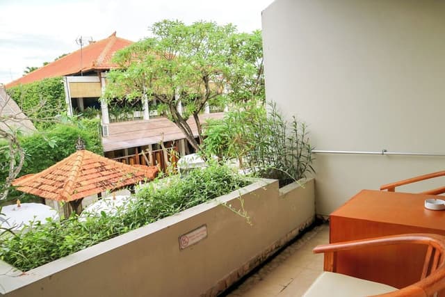 Deluxe Room, Terrace, Pool View