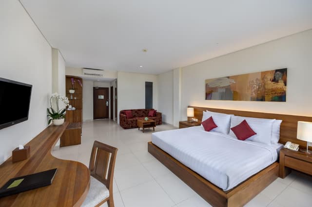 Junior Suite with Balcony