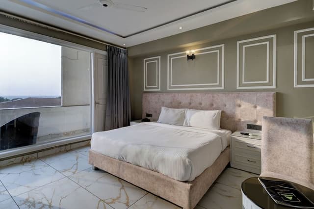 Duplex Room
