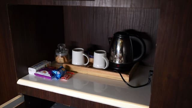 Premium Room, 1 Bedroom, Refrigerator