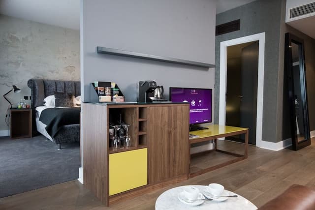 Suite