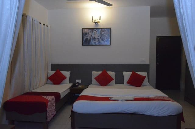 Deluxe Triple Room