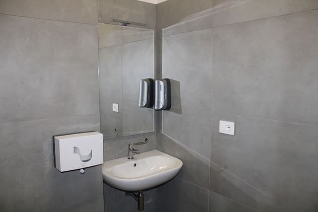 Double or Twin Room, Private Bathroom