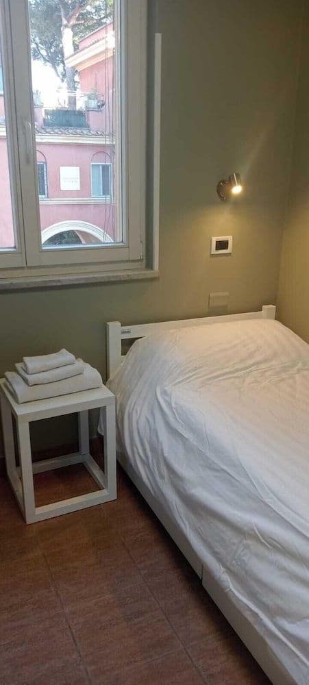 Shared Dormitory, Mixed Dorm, Private Bathroom