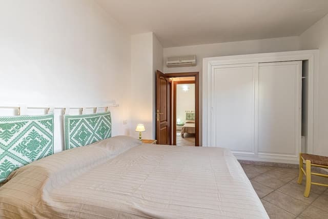 Family Villa, Multiple Bedrooms (Villetta Franca 100m From The Beach)