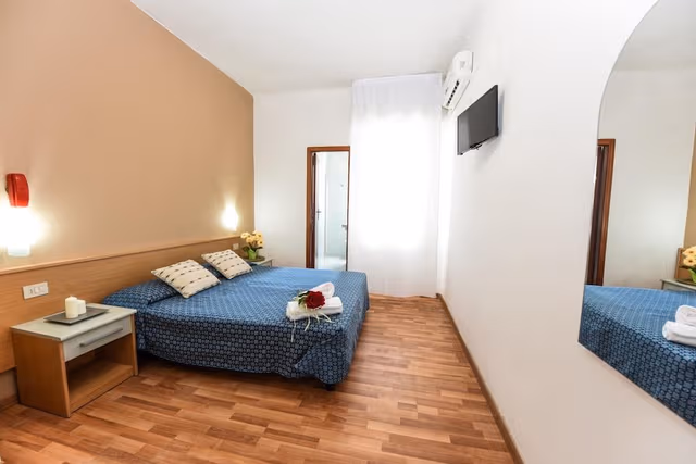 Basic Double Room, 1 Double Bed