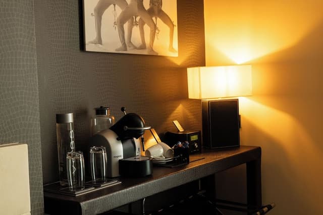 Deluxe Suite, 1 King Bed, Park View