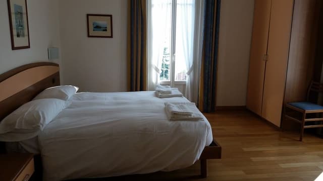 Double Room, Mountain View