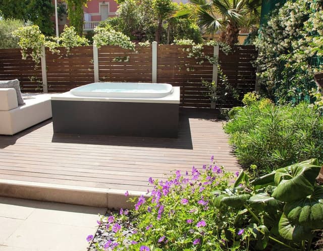 Junior Studio Suite, Annex Building (with private Jacuzzi)