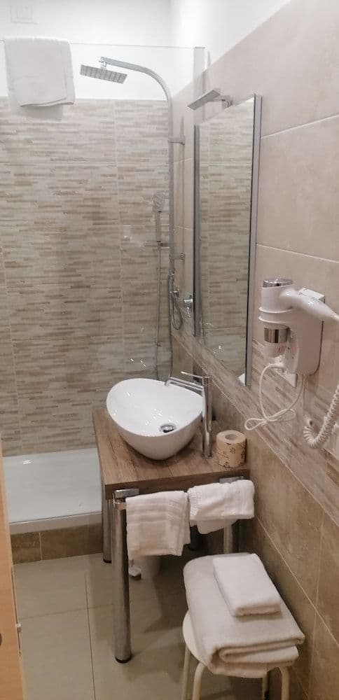 Superior Triple Room, Multiple Beds